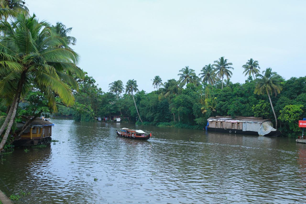 Chaandhni Lake View Alappuzha Exterior foto
